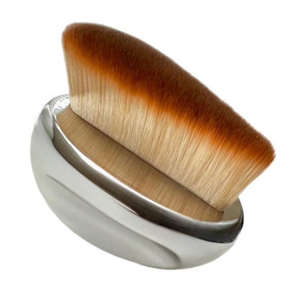 メイク道具・化粧小物 SOFT FOCUS FOUNDATION BRUSH ソフト フォーカス ファンデーション ブラシ | ボビイ ブラウン